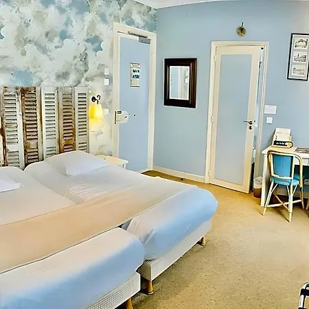 Le Hotel
